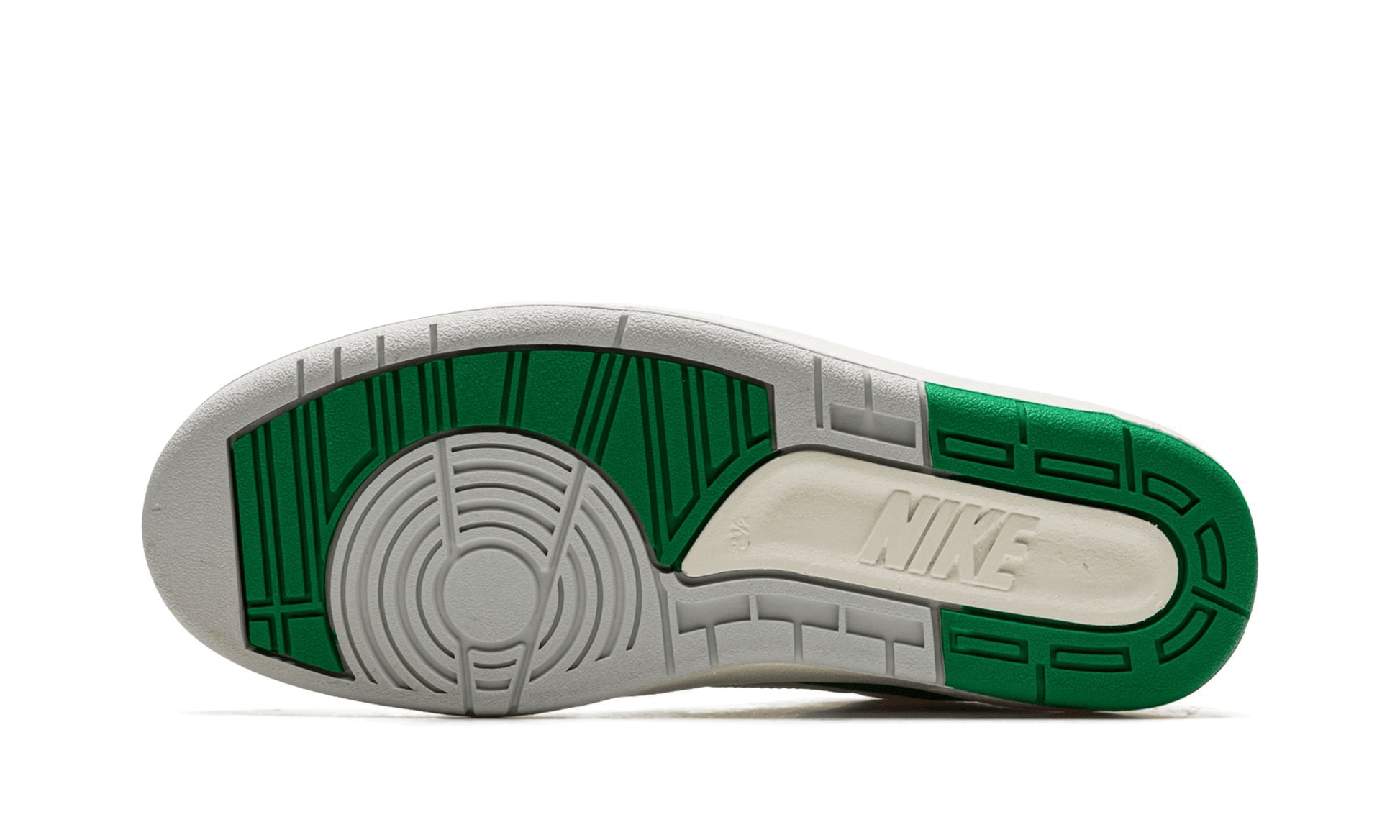 air-jordan-2-low-se-nina-chanel-malachite-45a6e4