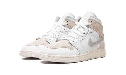 air-jordan-1-mid-se-craft-inside-out-white-grey-45a6e4