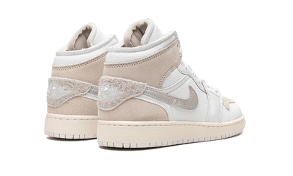 air-jordan-1-mid-se-craft-inside-out-white-grey-45a6e4
