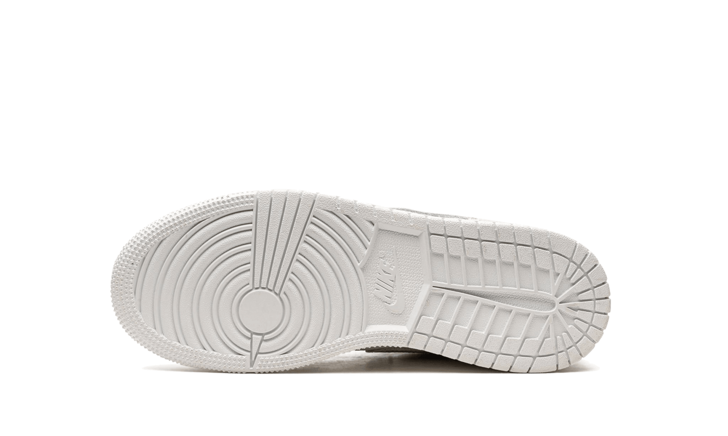 air-jordan-1-mid-se-craft-inside-out-white-grey-45a6e4