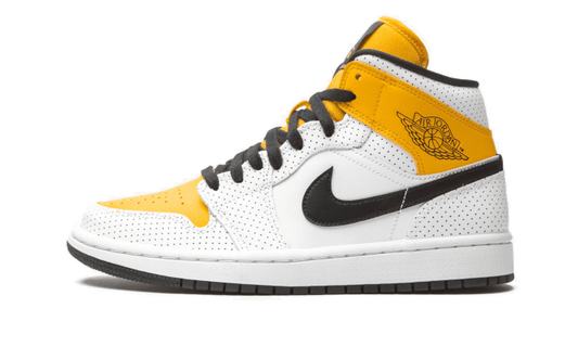 air-jordan-1-mid-laser-orange-45a6e4