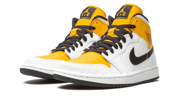 air-jordan-1-mid-laser-orange-45a6e4