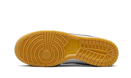 Nike Dunk Low Smoke Grey Gum 3M Swoosh - FV0389-100