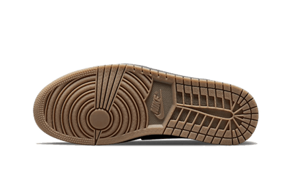 air-jordan-1-low-solefly-carnivore-45a6e4