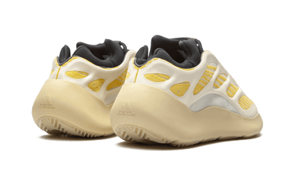 Adidas Yeezy 700 V3 Safflower - G54853